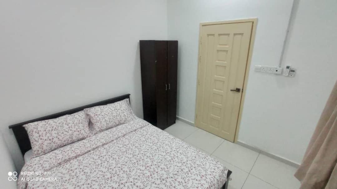 Maryam Homestay Jertih ภายนอก รูปภาพ
