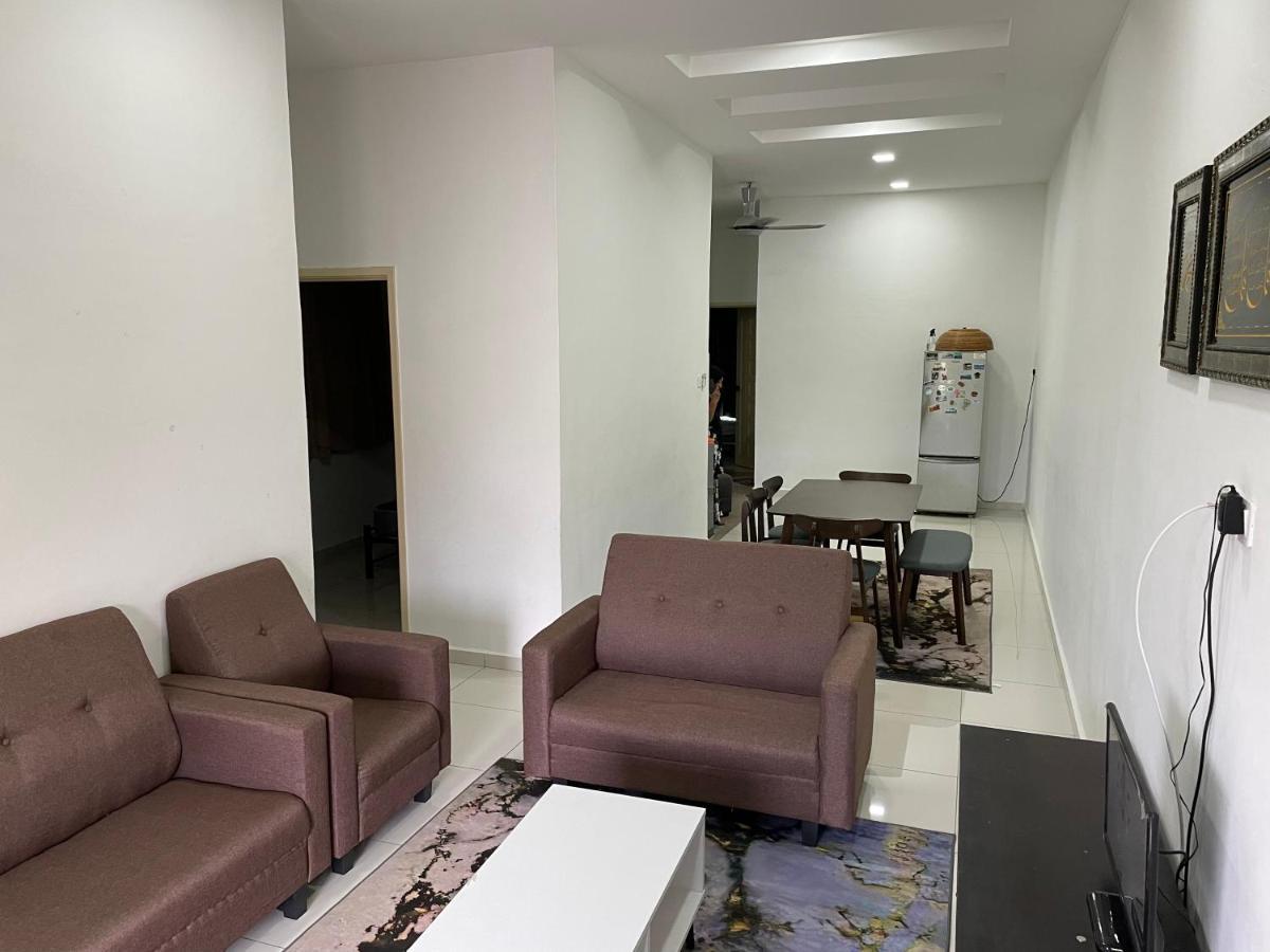 Maryam Homestay Jertih ภายนอก รูปภาพ